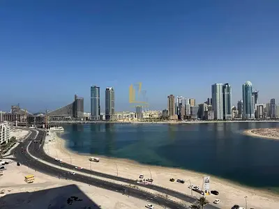 🏡 شقة فاخرة للبيع بإطلالة بحرية – تيراس الشارقة، الخان