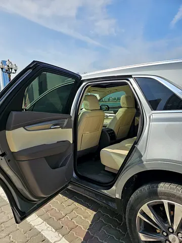 2023 Cadillac XT5 photo 6