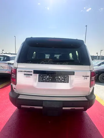 صورة 6 لـ 2026 Toyota PRADO
