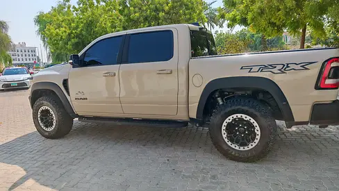2022 RAM 1500 TRX 照片 3