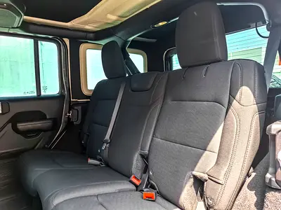 2021 JEEP WRANGLER 缩略图 12