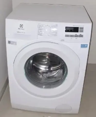 Electrolux front-load washing machine - good working condition