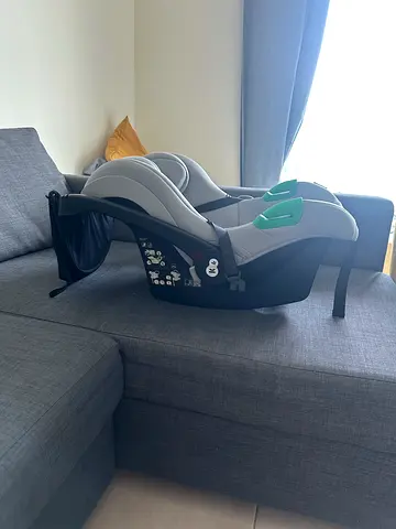 KinderKraft Baby car seat