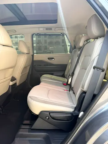 Nissan Pathfinder SV, миниатюра 8