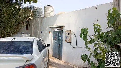 بيت للبيع في ليوارة عجمان 2000 قدم 5 غرف ومطبخ وحمامات غير مؤجر غير مطلوب للهدم السعر 650 ألف درهم قابل للتفاوض للجادين فقط استثمار ممتاز وامدطويل ...