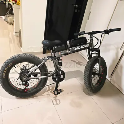 Land Rover electric fat-tire e-bike — used, good condition