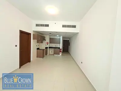 Limited offer 12 cheques 21 days grace period 1bhk with balcony 2bath near pak darbar hamriya