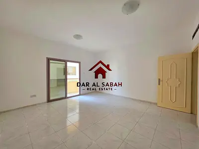 SPECIOUS 2BHK•BIG ROOMS•BALCONY•FAMILY BUILDING•NEAR SAHARA MALL IN 48K