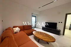 HIGH FLOOR | ROOFTOP POOL | VACANT NOW
