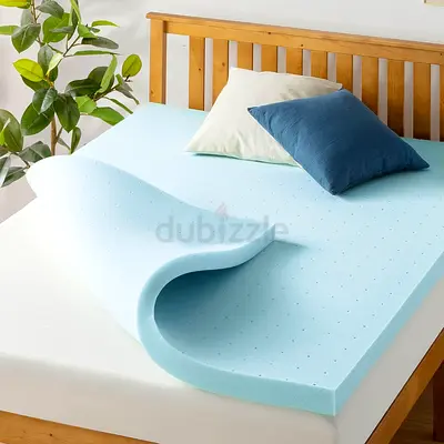 3" Memory foam mattress topper, ventilated, cooling - Cal King size (blue) - excellent condition