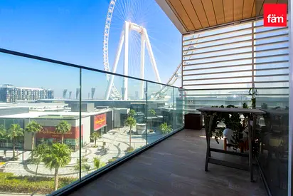 Breathtaking Views of the Sea and the Ain Dubai