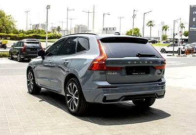صورة 8 لـ 2024 Volvo XC60