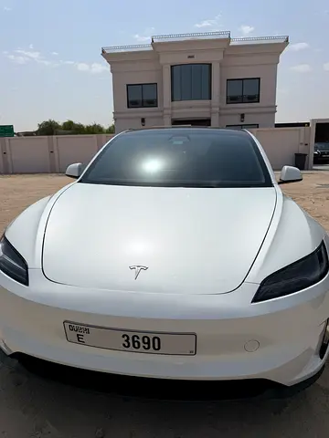 2024 Tesla MODEL 3 — миниатюра 2