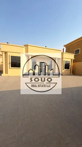 4 BR Villa with Landmark View in Northern Emirates for rent
