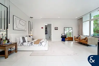 Private Location | 4 Bed + Study | Large Plot