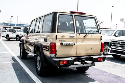 2026 Toyota LAND CRUISER 70 SERIES 照片 5
