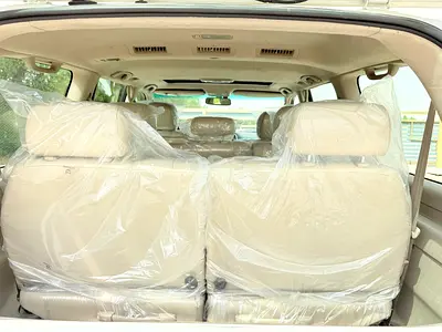2004 Lexus LX-SERIES photo 20