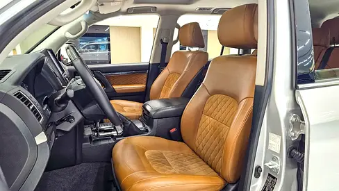 صورة 9 لـ 2021 Toyota LAND CRUISER
