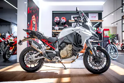 Ducati Multistrada V4 S Full – Arctic White – 2024 Model