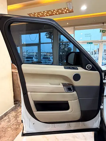 2015 LAND Rover RANGE ROVER SPORT thumbnail 3
