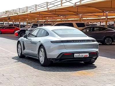 2022 Porsche TAYCAN 缩略图 8