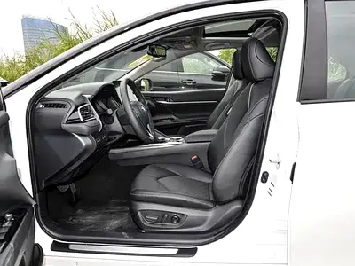 صورة 6 لـ 2025 Toyota CAMRY