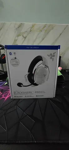 Razer BlackShark V2 Pro Wireless Gaming Headset (White) - ESport edition