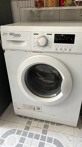 Used front-load washing machine (200 aed)