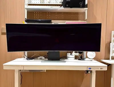 Samsung 49” Odyssey OLED G9 G95SC 240Hz Gaming Monitor