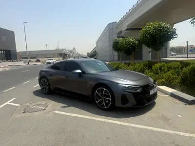 صورة 5 لـ 2022 AUDI E-TRON GT
