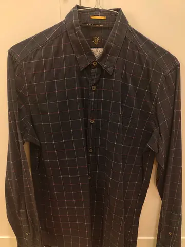Men's long sleeve checked casual shirt - size M