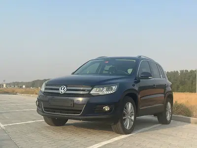 2015 Volkswagen TIGUAN — миниатюра 9