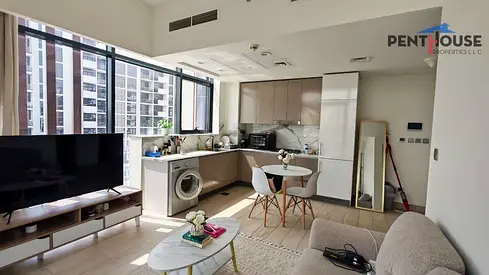 Good View | Fully furnished | Corner Big Unit