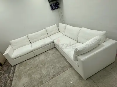 Like new condition ws living modular sofa