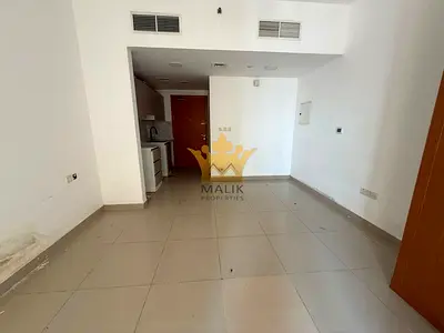 Studio Apartment_Balcony_Parking