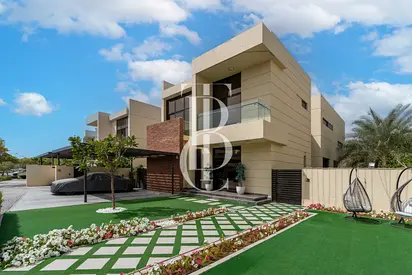 Private Pool | Large plot | Full Golf View