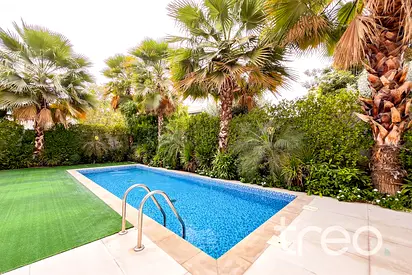 Vacant Now | Upgraded | Corner Plot