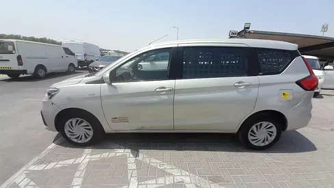 Suzuki Ertiga GL, миниатюра 6
