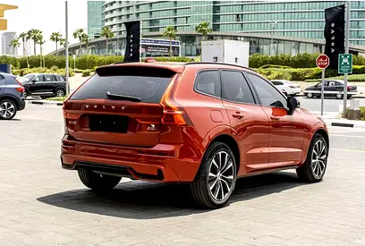 صورة 7 لـ 2024 Volvo XC60