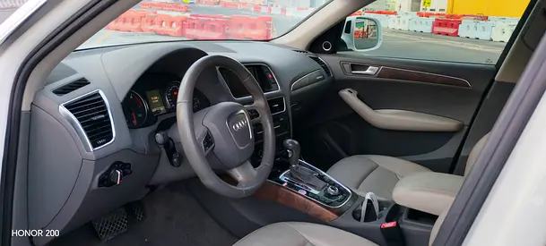2011 AUDI Q5 photo 10
