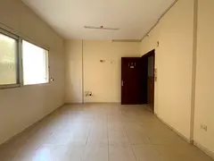 Spacious studio flat available for families in butina central ac end gas sprite kitchen with land fr
