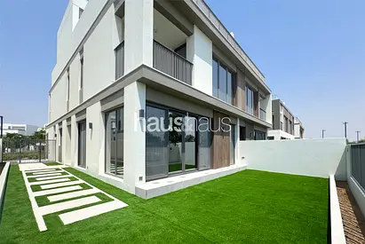 Single Row | Backing Club House | Quiet Location