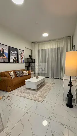 1BR Apartment | Pool & Community View