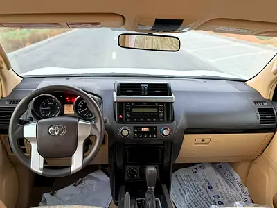 2017 Toyota PRADO 照片 9