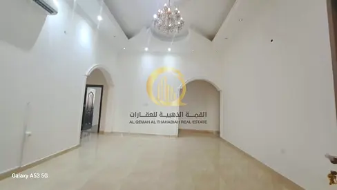 # للبيع فيلا مميزة في الشارقة – الرحمانية فرصة مميزة لامتلاك فيلا واسعة في منطقة الرحمانية بإمارة الشارقة، بمساحة أرض كبيرة وموقع مناسب للسكن العائلي