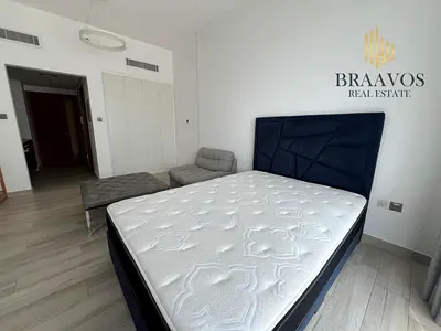 FULLY FURNISHED | CHILLER FREE | VACANT