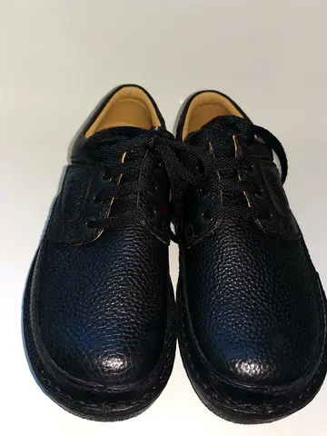 Clarks (brand new) Black leather men's casual lace-up shoes,
