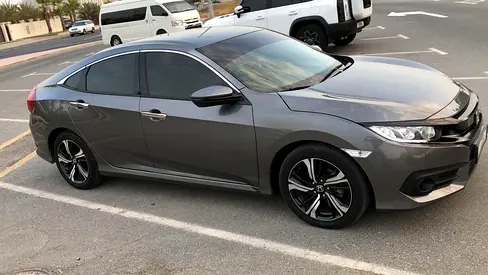 2018 Honda CIVIC — фото 2