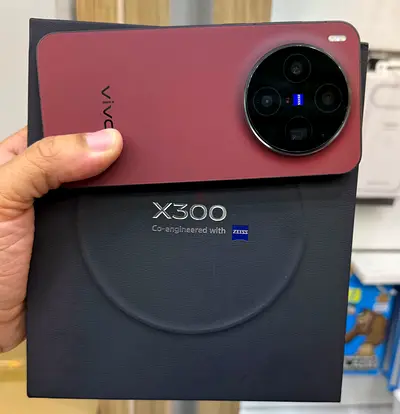VIVO X 300 256 GB STORAGE SAME LIKN NEW GLOBAL