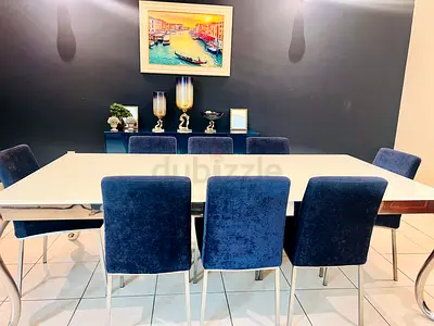 8 Seater Dinning set